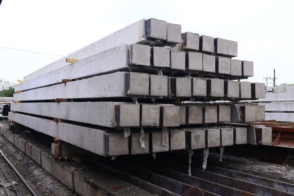 Cọc vuông bê tông